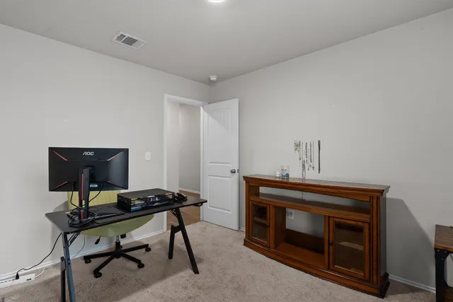 $2,000 | 12701 Brahmin Drive, Austin, TX 78724