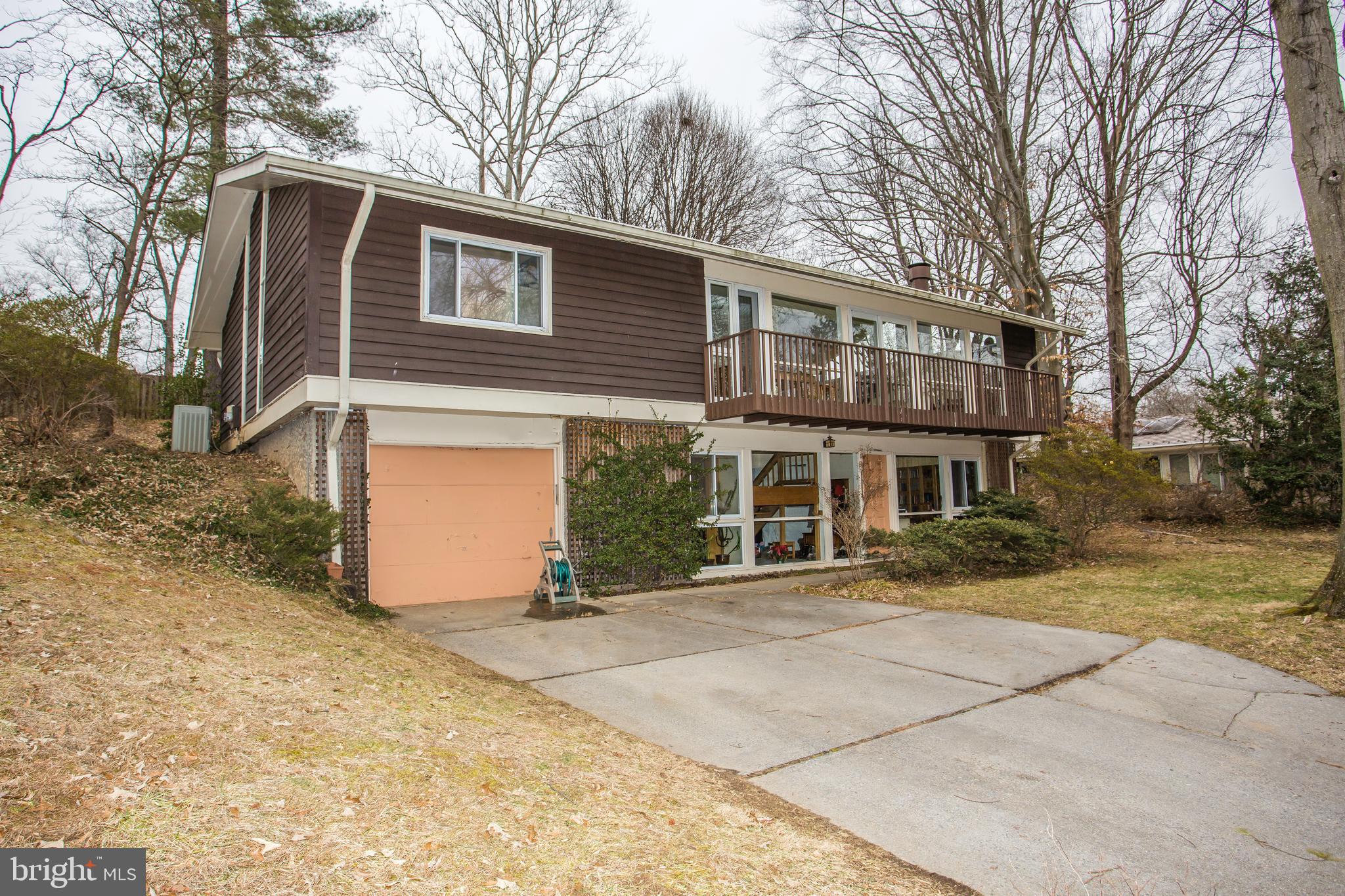 6821 Persimmon Tree Road Bethesda, MD 20817 - Photo 2 of 14