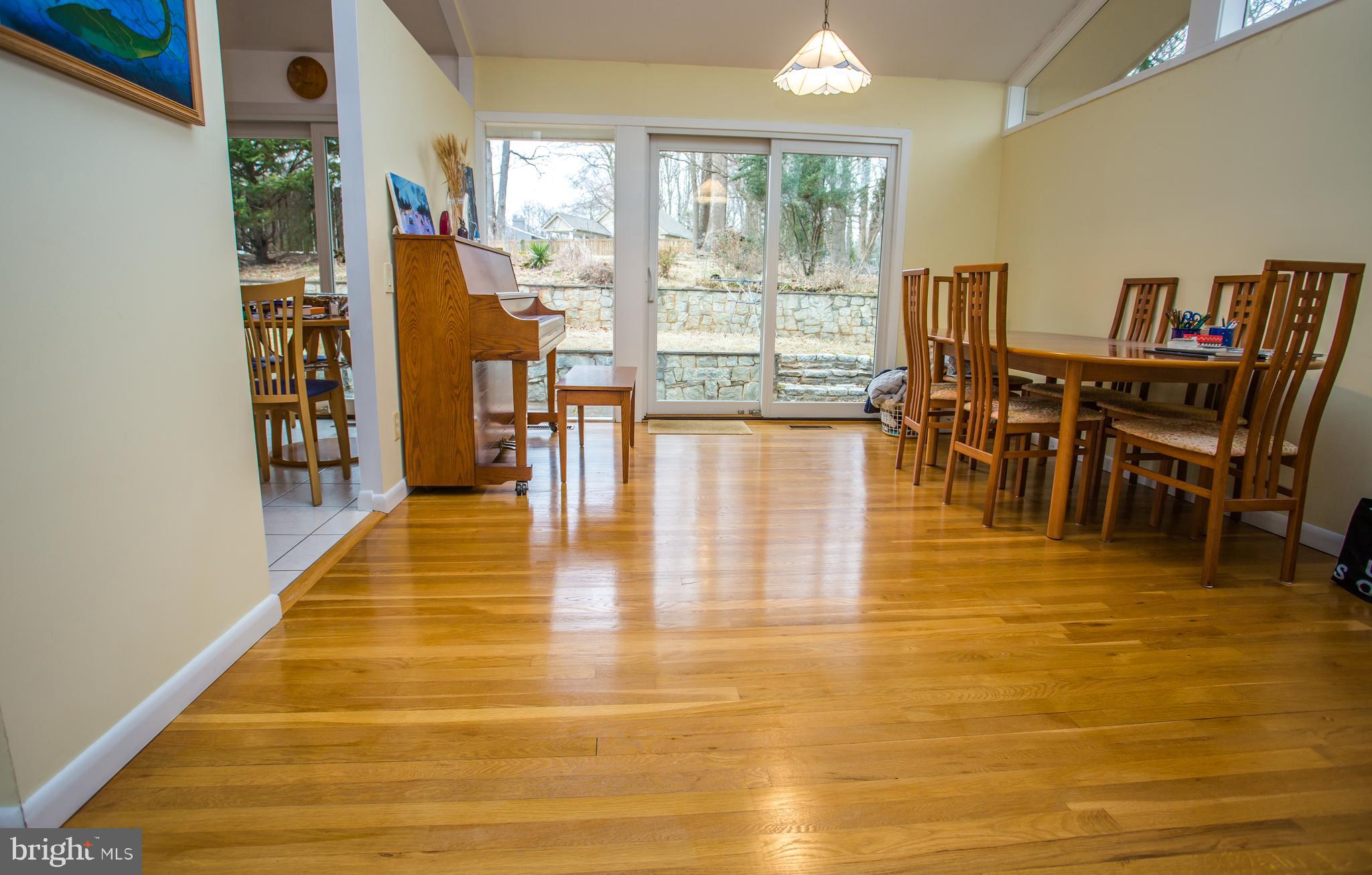 6821 Persimmon Tree Road Bethesda, MD 20817 - Photo 6 of 14