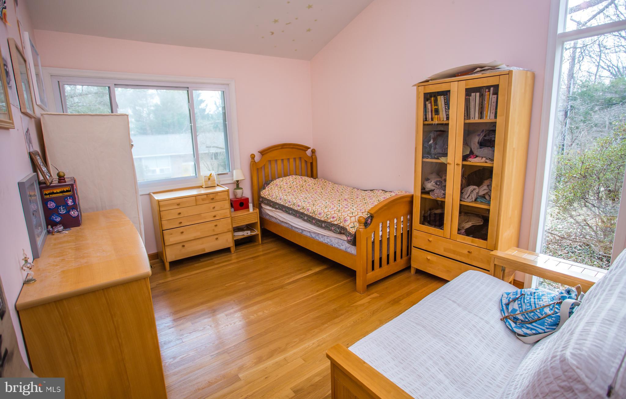 6821 Persimmon Tree Road Bethesda, MD 20817 - Photo 9 of 14