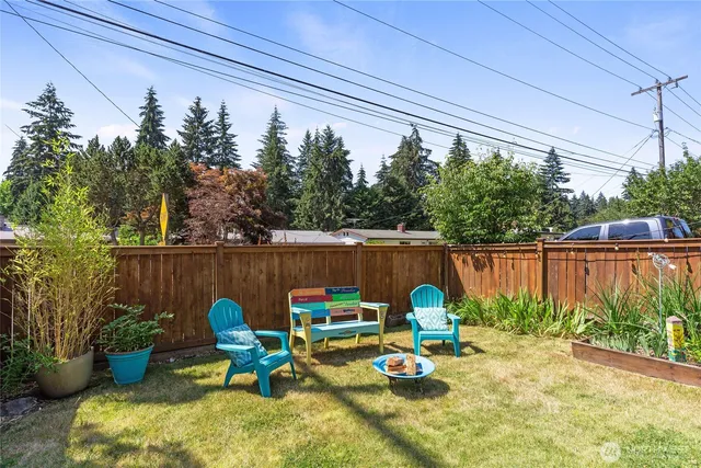 $950,000 | 16267 16th Avenue Southwest, Burien, WA 98166