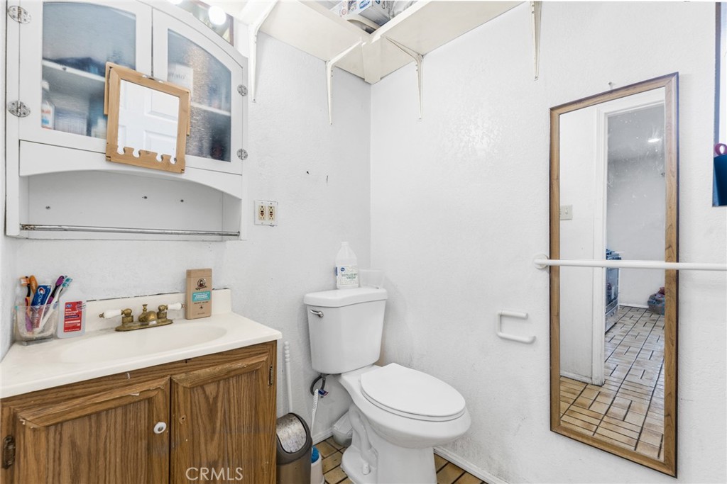 12836 Weidner Street Pacoima, CA 91331 - Photo 28 of 39