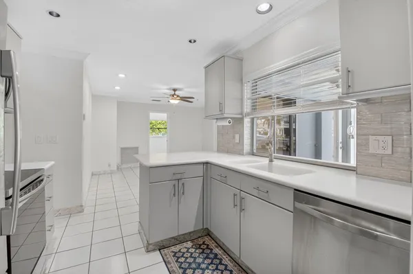 $9,700 | 937 Banyan Drive, Delray Beach, FL 33483