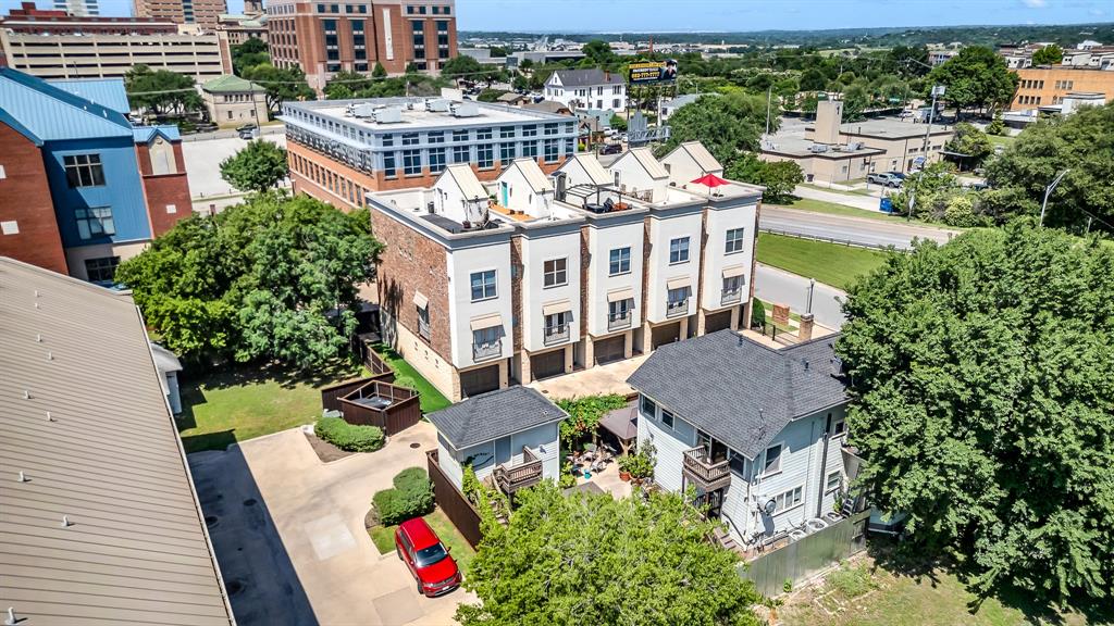 100 Alread Court Fort Worth, TX 76102 - Photo 6 of 38