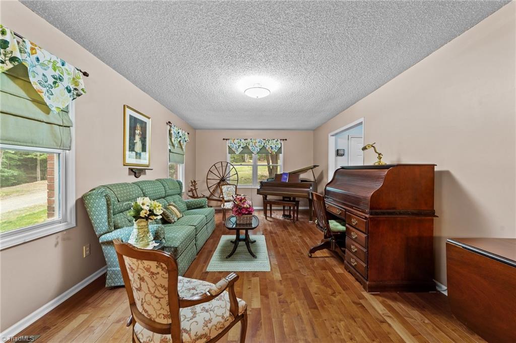 4689 Hastings Spring Road Walkertown, NC 27051 - Photo 11 of 50