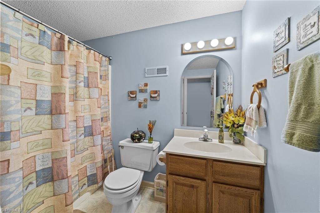 4689 Hastings Spring Road Walkertown, NC 27051 - Photo 30 of 50