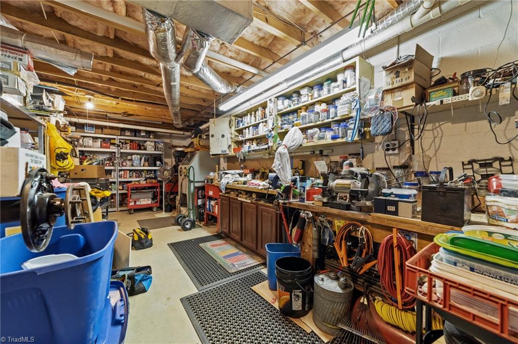 4689 Hastings Spring Road Walkertown, NC 27051 - Photo 36 of 50