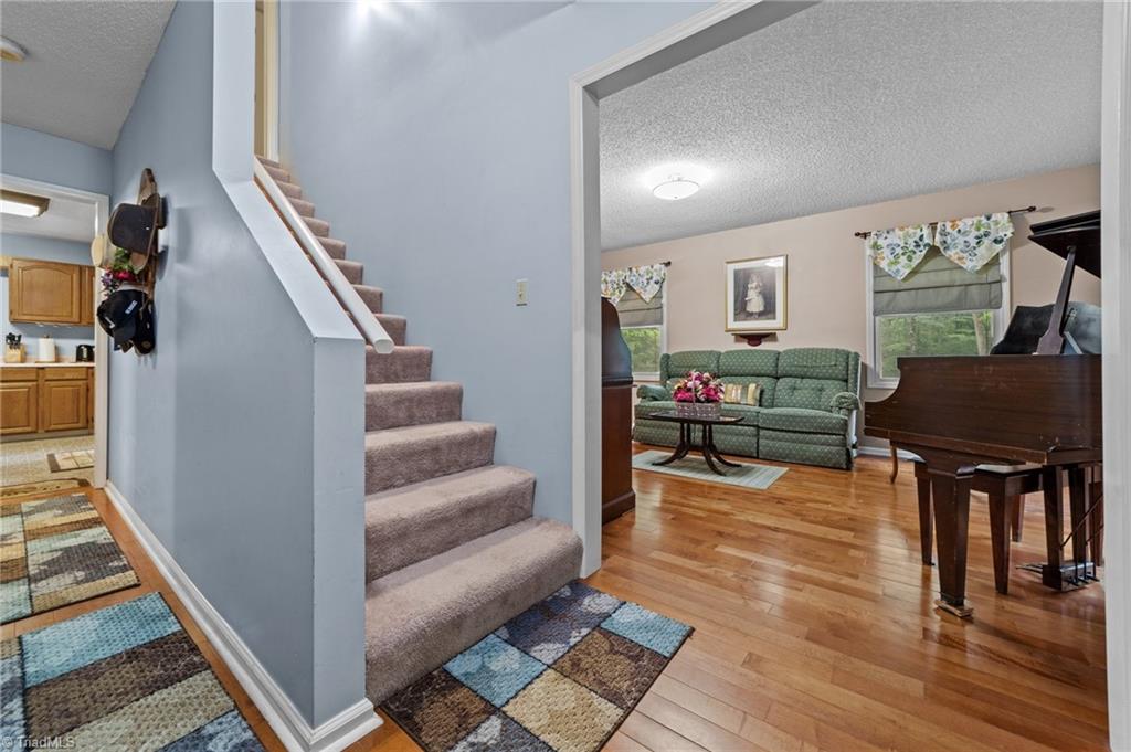 4689 Hastings Spring Road Walkertown, NC 27051 - Photo 10 of 50