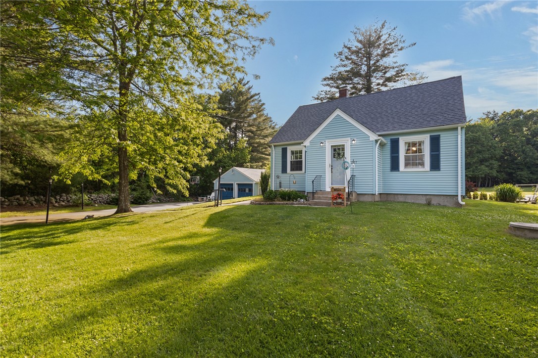 227 Angell Road Lincoln, RI 02865 - Photo 7 of 41