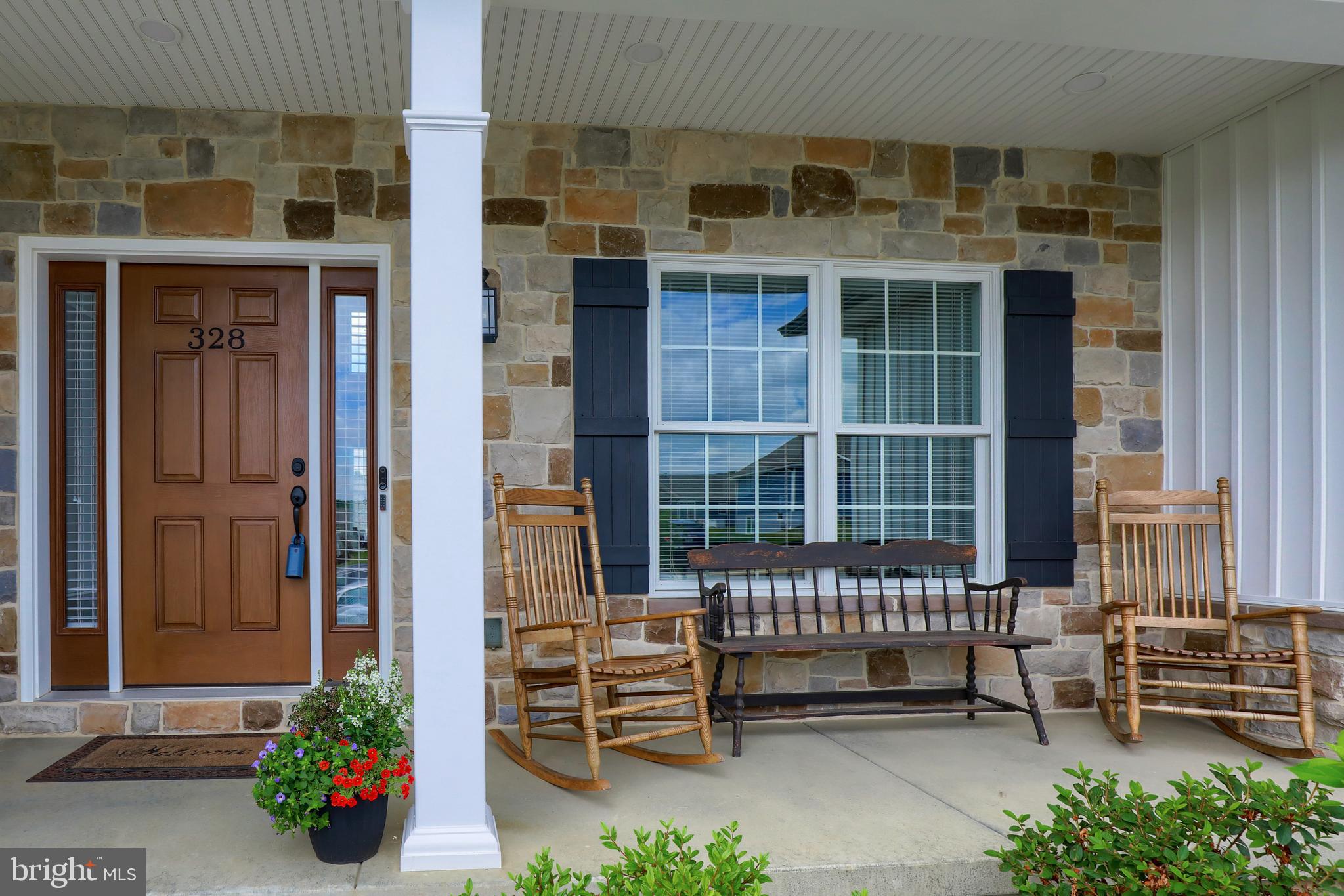 328 Tree View Lane Lebanon, PA 17042 - Photo 2 of 50 Gallery Image 2