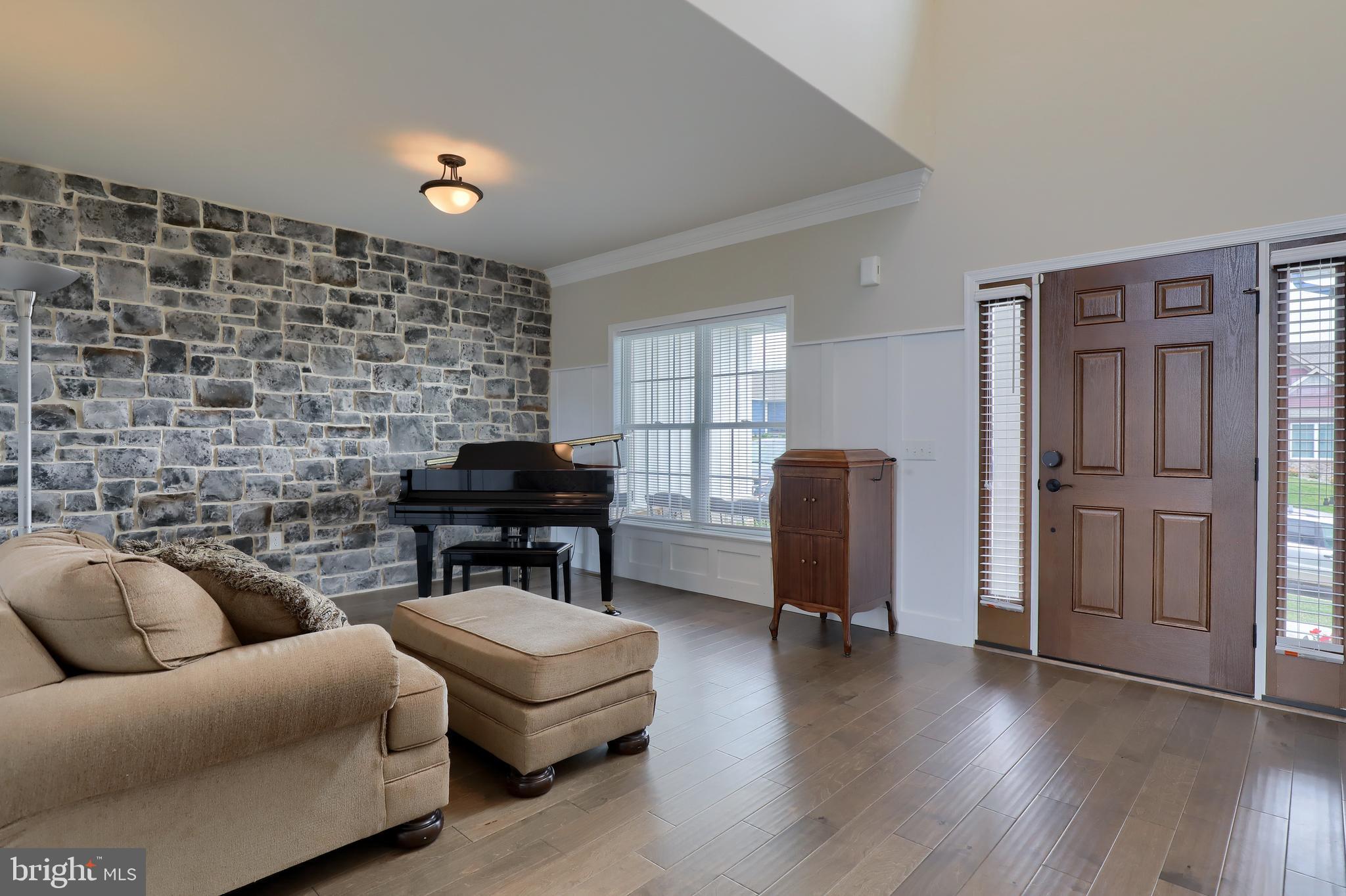 328 Tree View Lane Lebanon, PA 17042 - Photo 5 of 50 Gallery Image 5