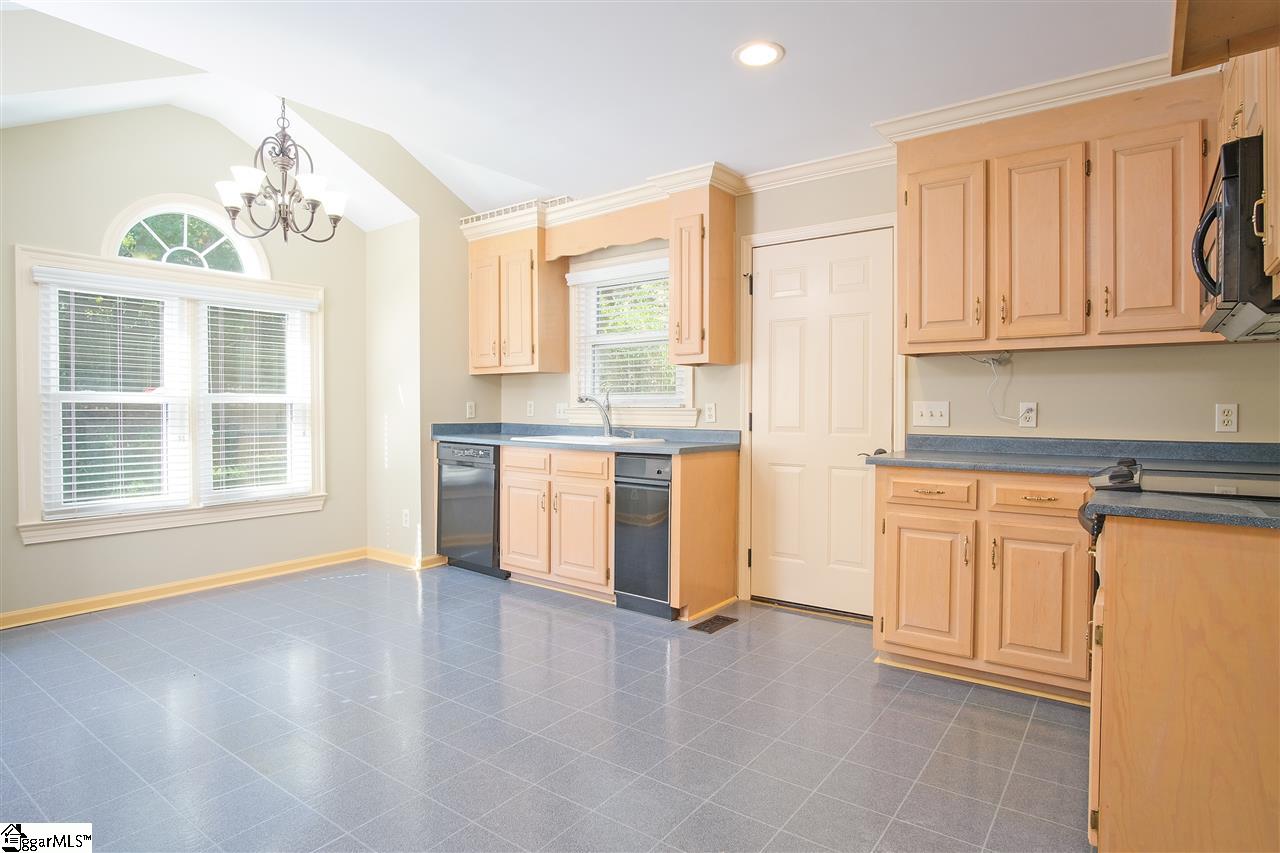 1008 Powderhorn Road Simpsonville, SC 29681 - Photo 10 of 26 Gallery Image 10
