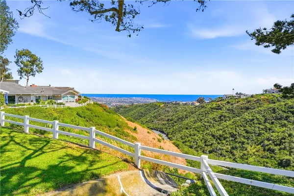 $1,288,000 | 31563 Crystal Sands Drive, Laguna Niguel, CA 92677