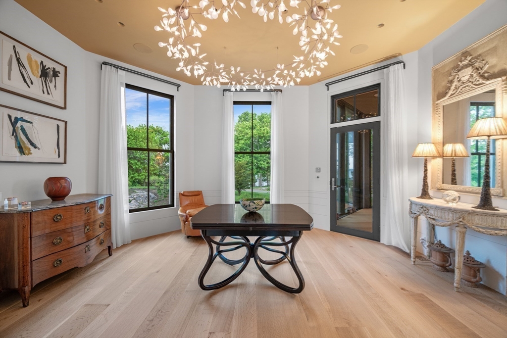 20 Crowninshield Road Marblehead, MA 01945 - Photo 17 of 42