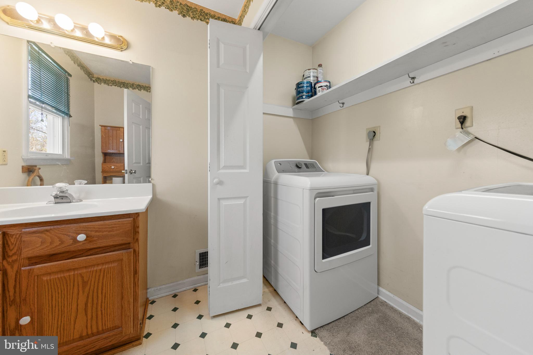 430 Babbs Mountain Road Winchester, VA 22603 - Photo 22 of 49 a bathroom with a sink a toilet and shower