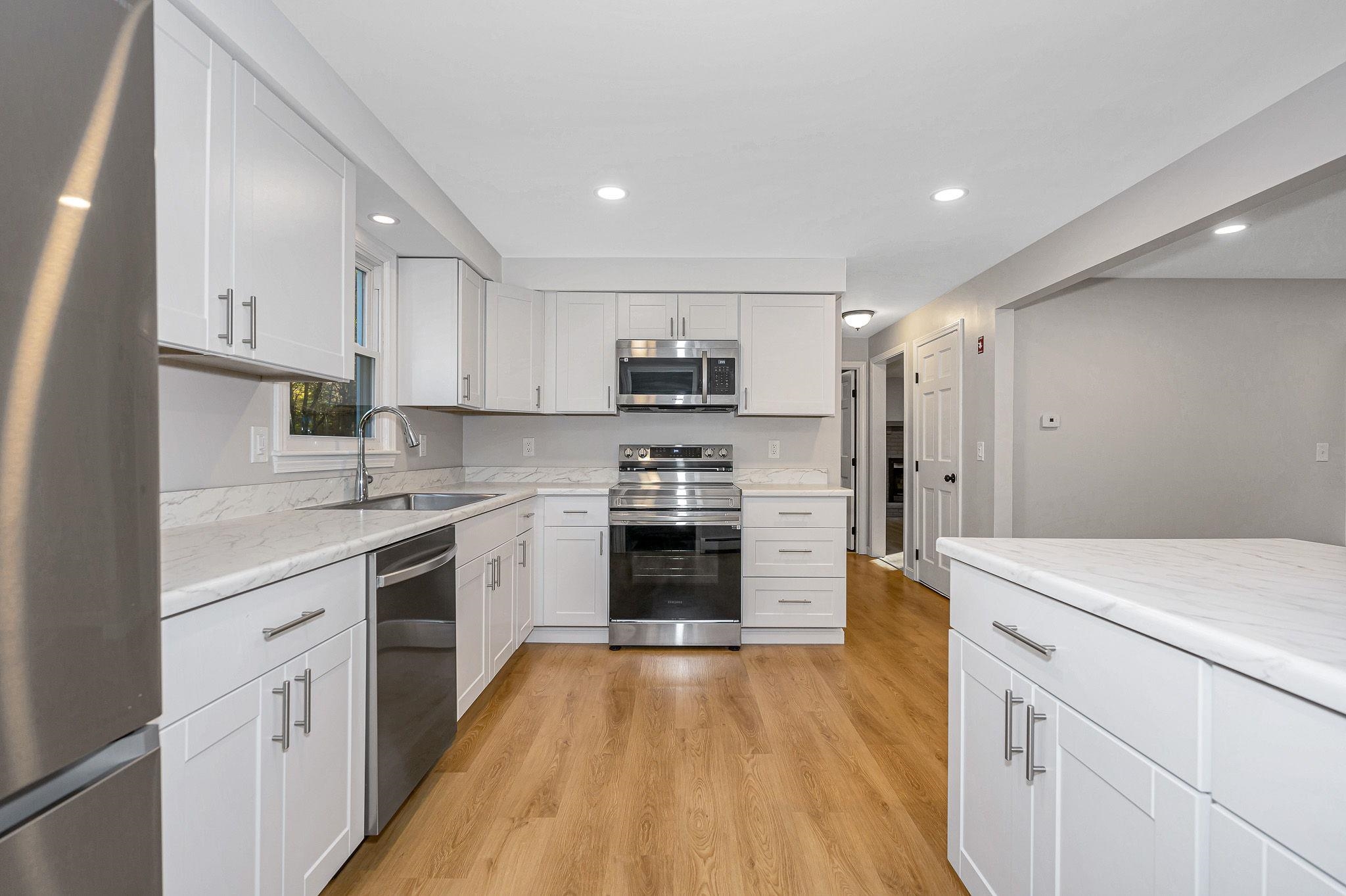 5 Raintree Drive Londonderry, NH 03053 - Photo 13 of 52 Gallery Image 13