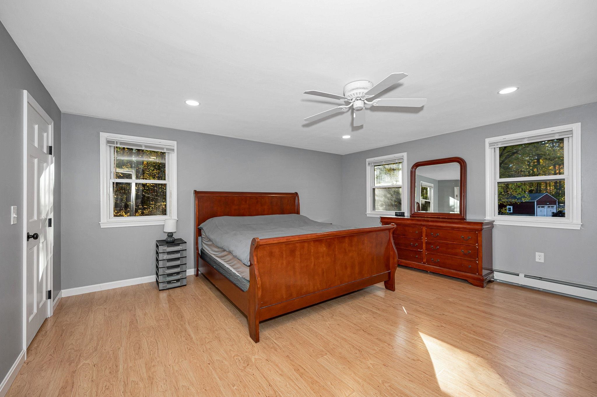 5 Raintree Drive Londonderry, NH 03053 - Photo 15 of 52 Gallery Image 15