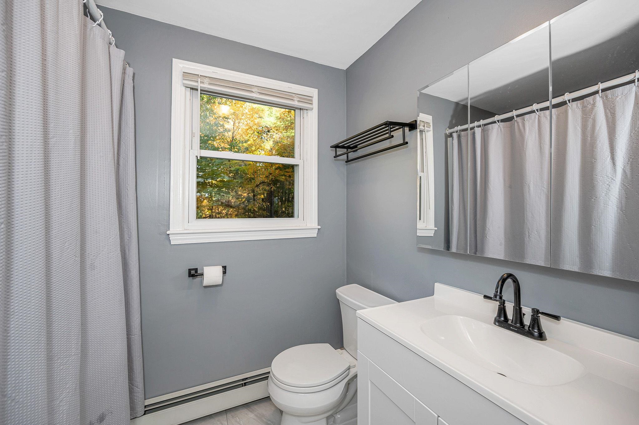 5 Raintree Drive Londonderry, NH 03053 - Photo 28 of 52 Gallery Image 28