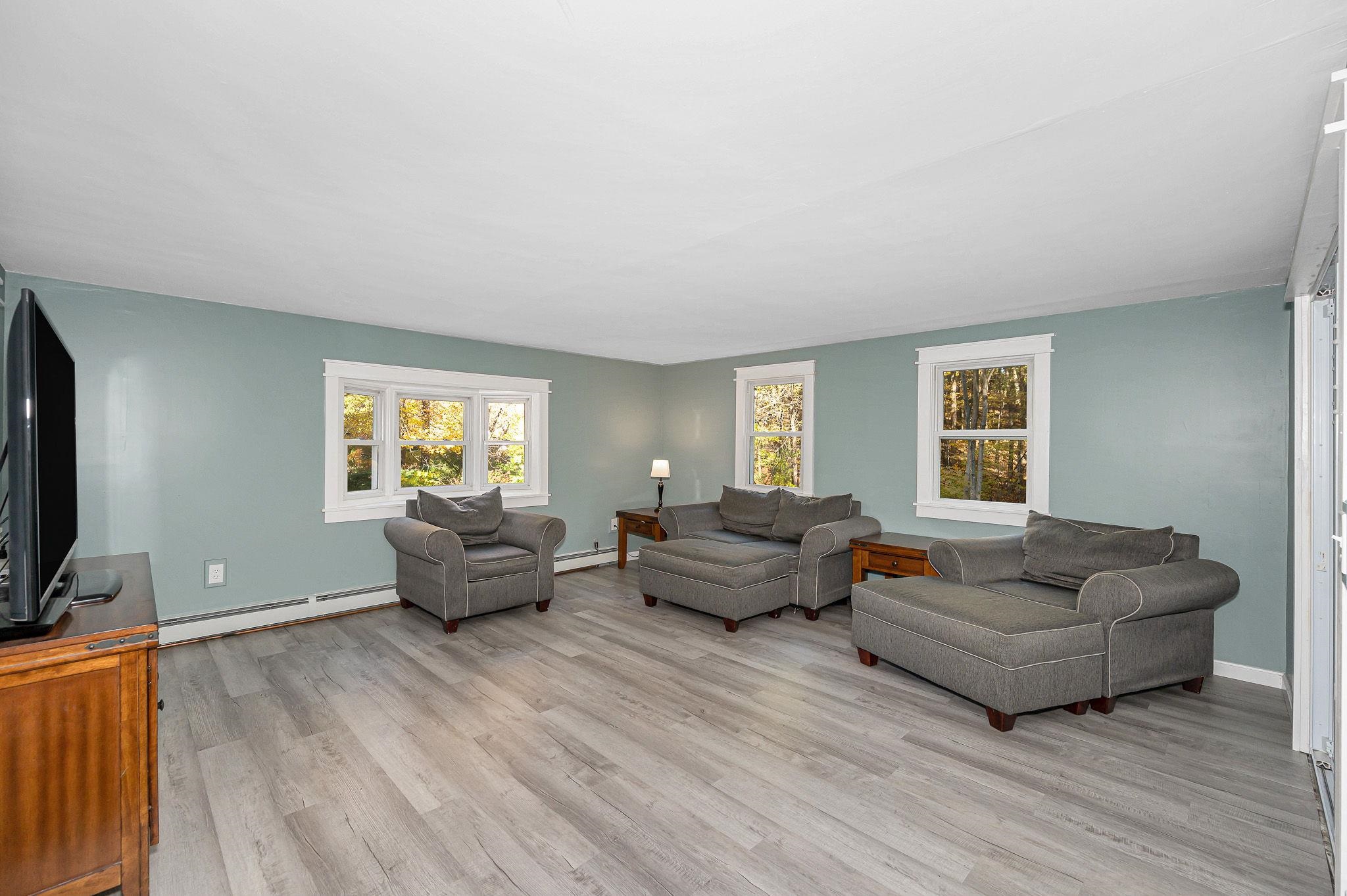 5 Raintree Drive Londonderry, NH 03053 - Photo 50 of 52 Gallery Image 50