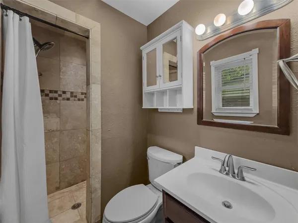 $339,900 | 220 Cooper Drive, Hurst, TX 76053