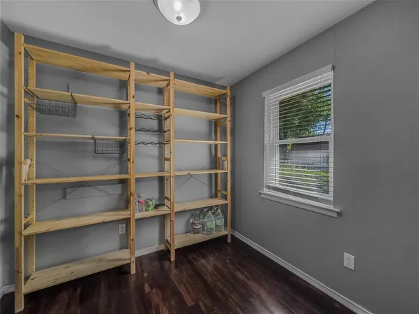 $339,900 | 220 Cooper Drive, Hurst, TX 76053