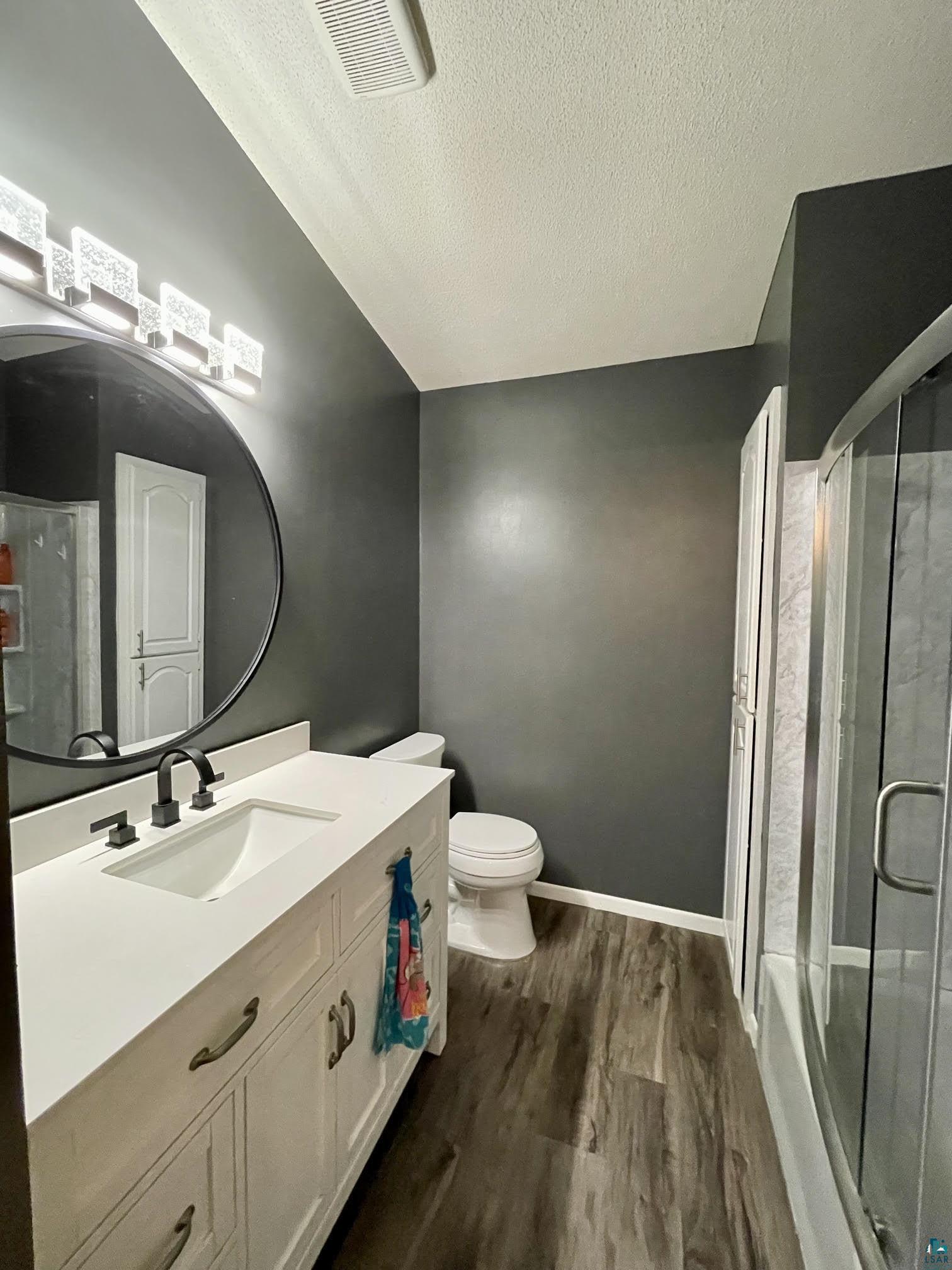 37460 Sunrise View Road Sturgeon Lake, MN 55783 - Photo 31 of 50 Upper level full bath.
