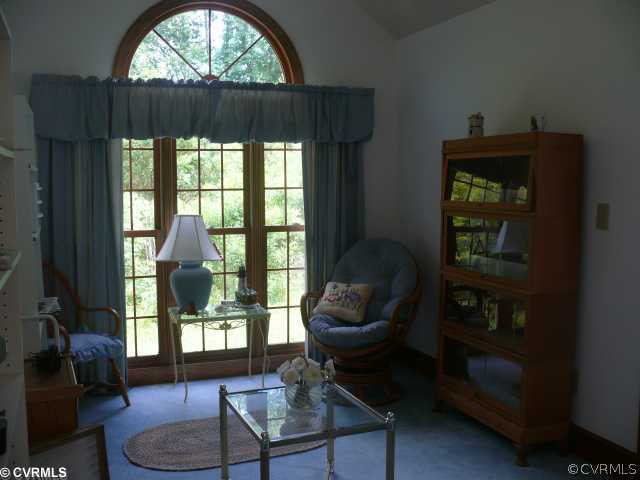 2371 Old Hanover Road Sandston, VA 23150 - Photo 7 of 12 Other - Sitting room off of master bedroom.