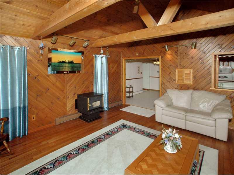 160 Penn Manor Road Irwin, PA 15642 - Photo 7 of 23 Family Room.