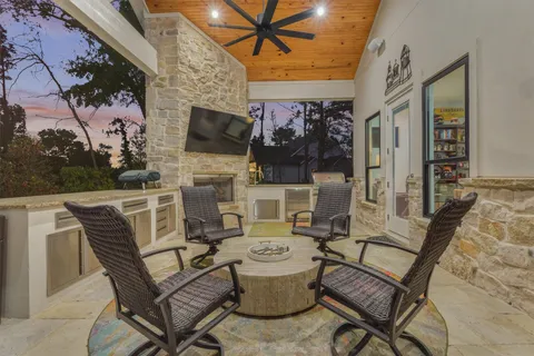 $2,650,000 | 7120 Morningbrook Drive, Montgomery, TX 77316
