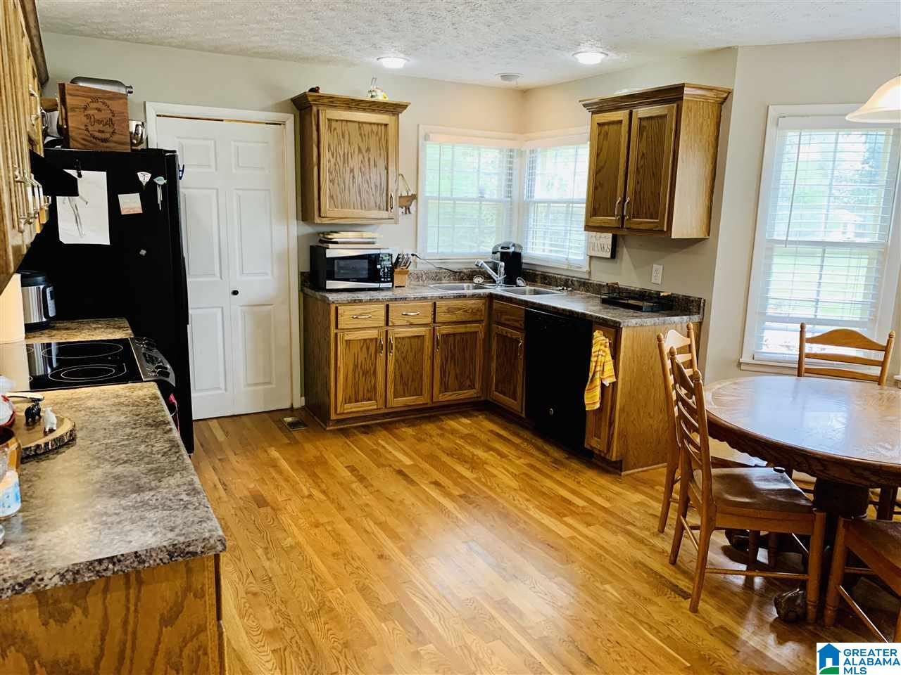 1803 Valley Creek Road Anniston, AL 36207 - Photo 12 of 34
