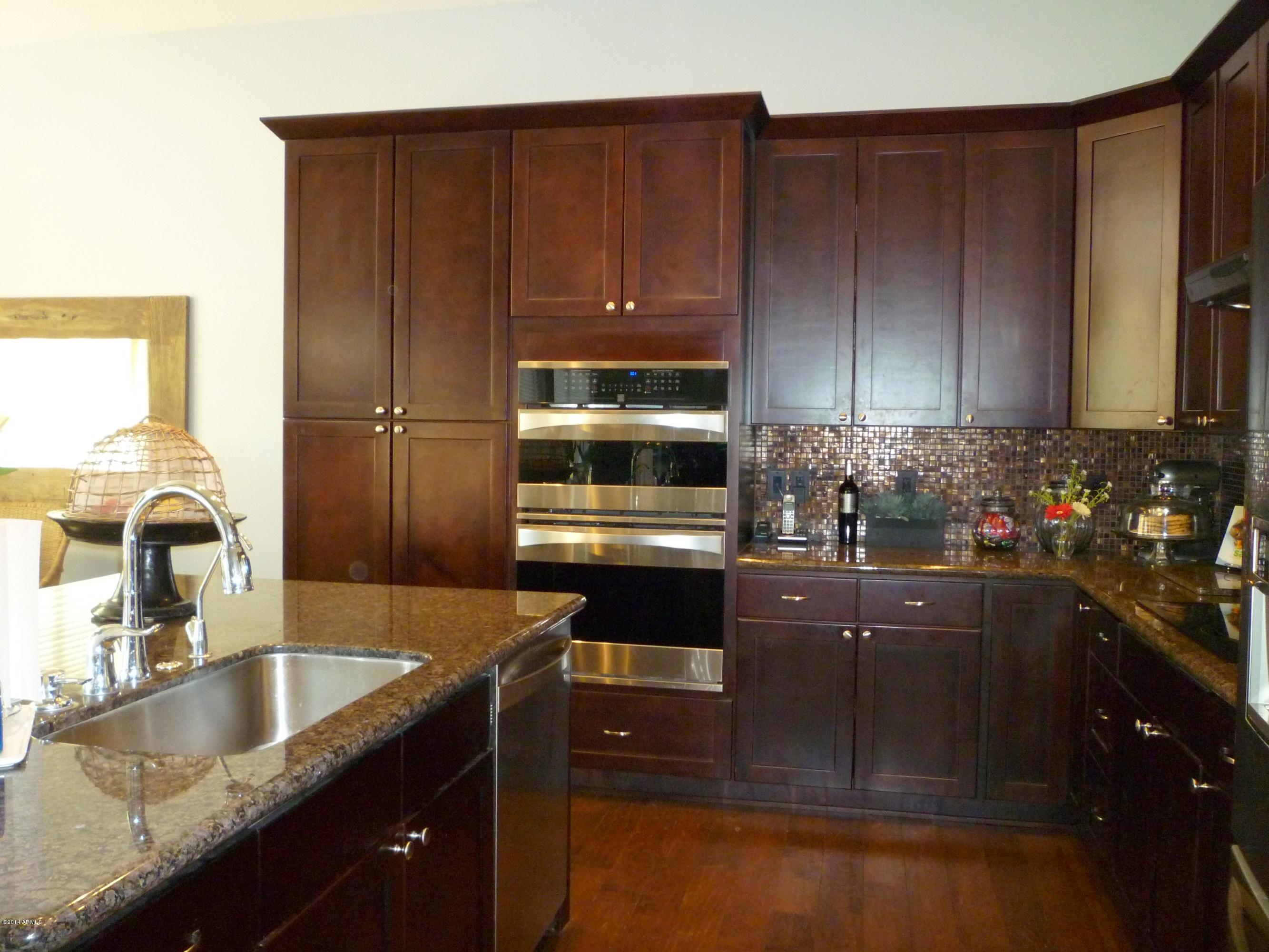 321 West El Freda Road Tempe, AZ 85284 - Photo 6 of 26 P1020995