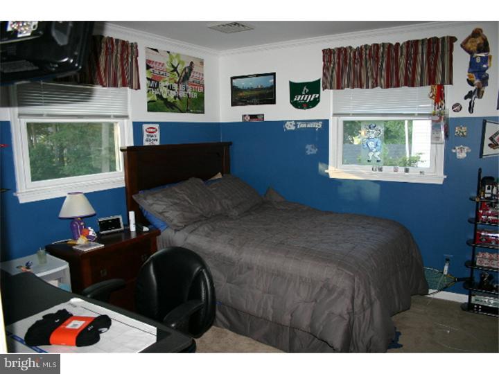 20 Yorkshire Road Hamilton, NJ 08610 - Photo 14 of 20 Bedroom 2