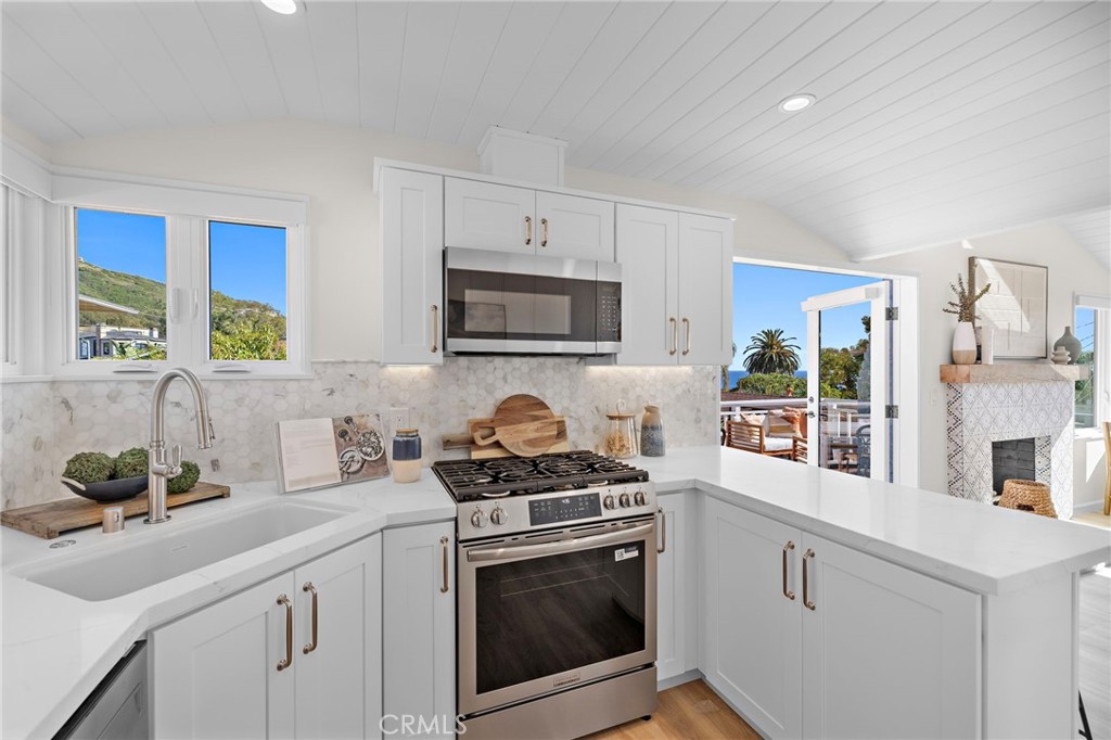 31621 Summit Road Laguna Beach, CA 92651 - Photo 10 of 47