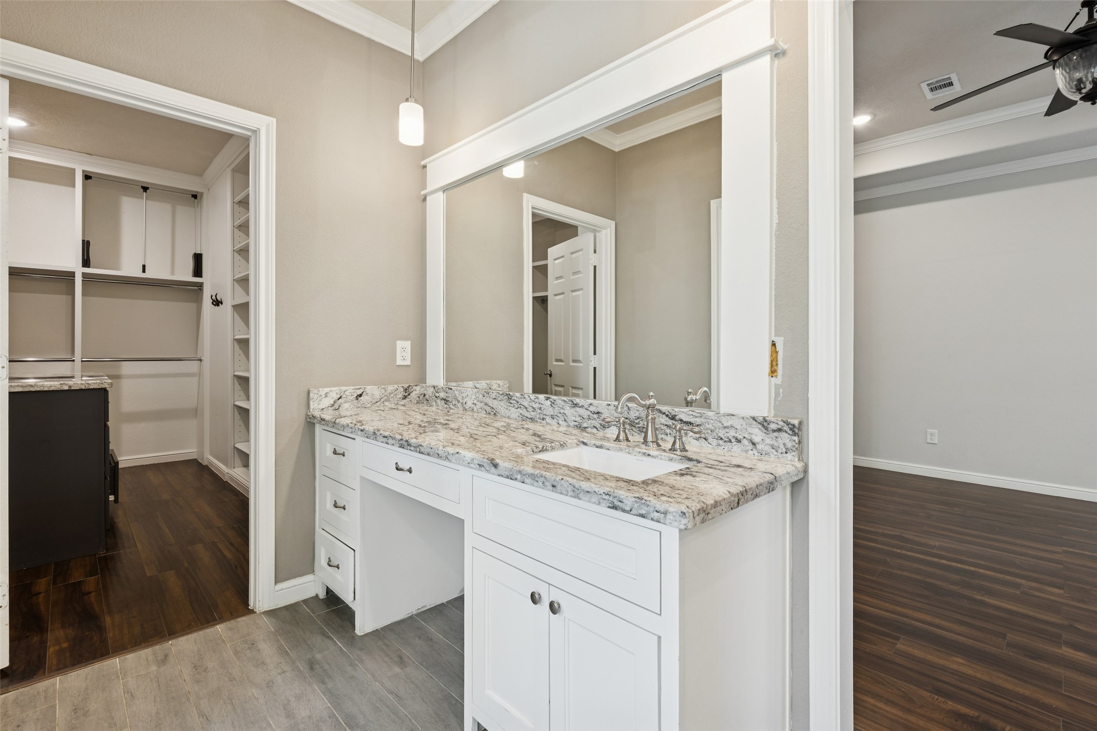 21724 Stargrass Drive Spring, TX 77388 - Photo 27 of 50 a bathroom with a granite countertop sink and a mirror