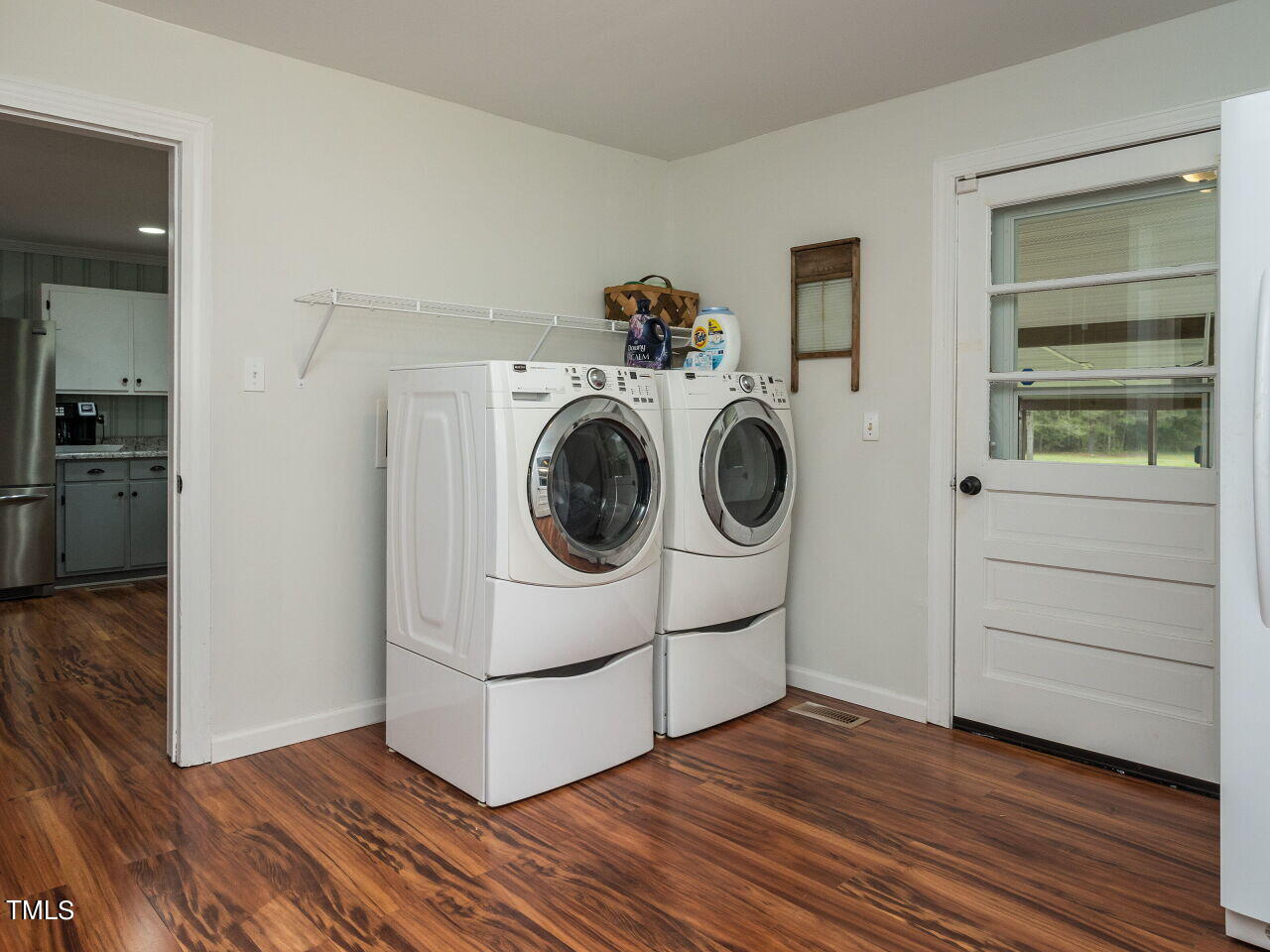 537 Hawkins Road Selma, NC 27576 - Photo 20 of 31 020-1280x960-laundry-and-mudroom