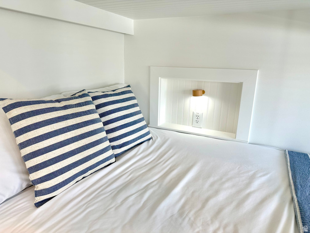 35 Spinnaker Point, Unit 2B Garden City, UT 84028 - Photo 37 of 50