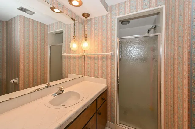 $549,900 | 7693 Overlook Drive, Greendale, WI 53129