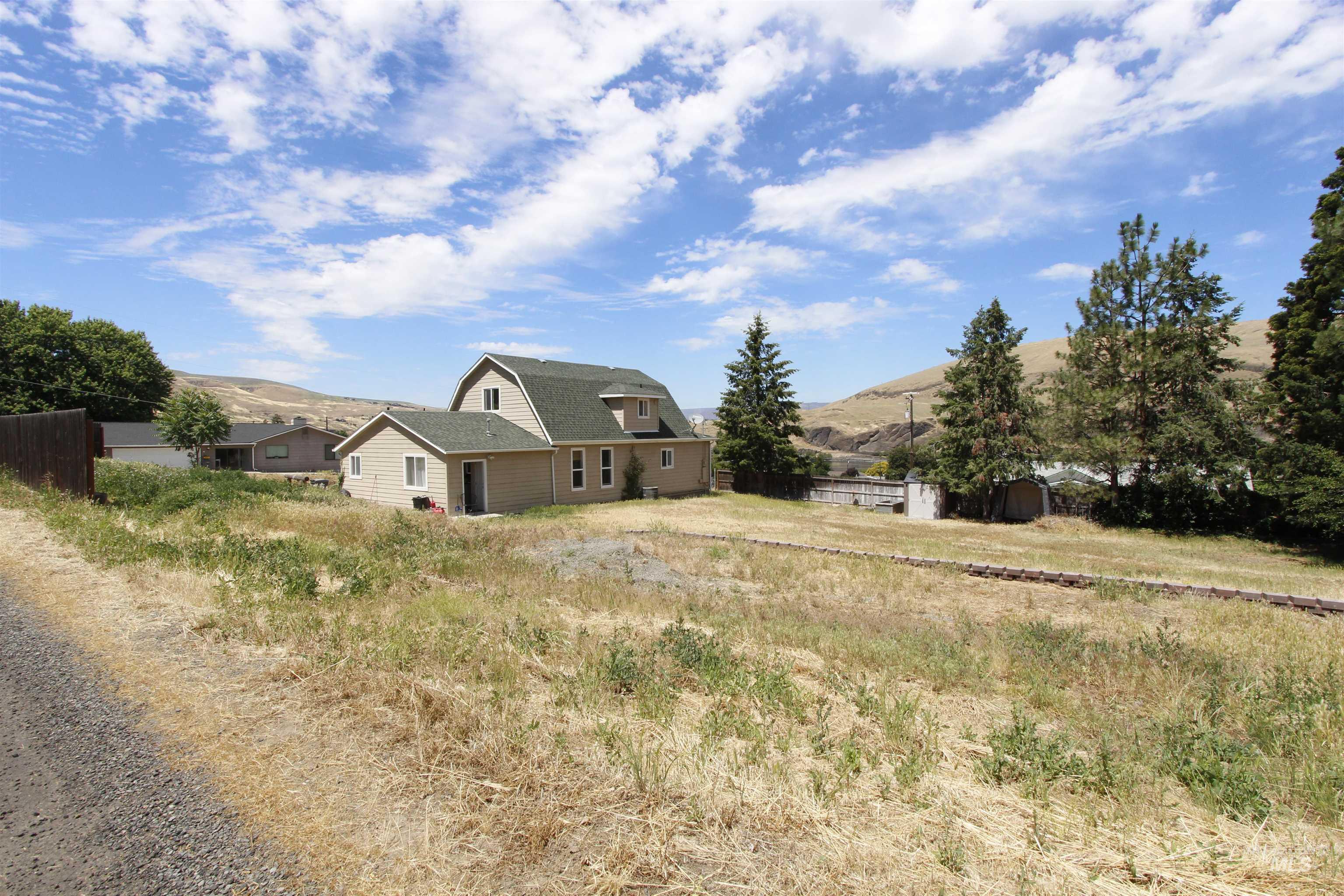 904 3rd Street Asotin, WA 99402 - Photo 23 of 35