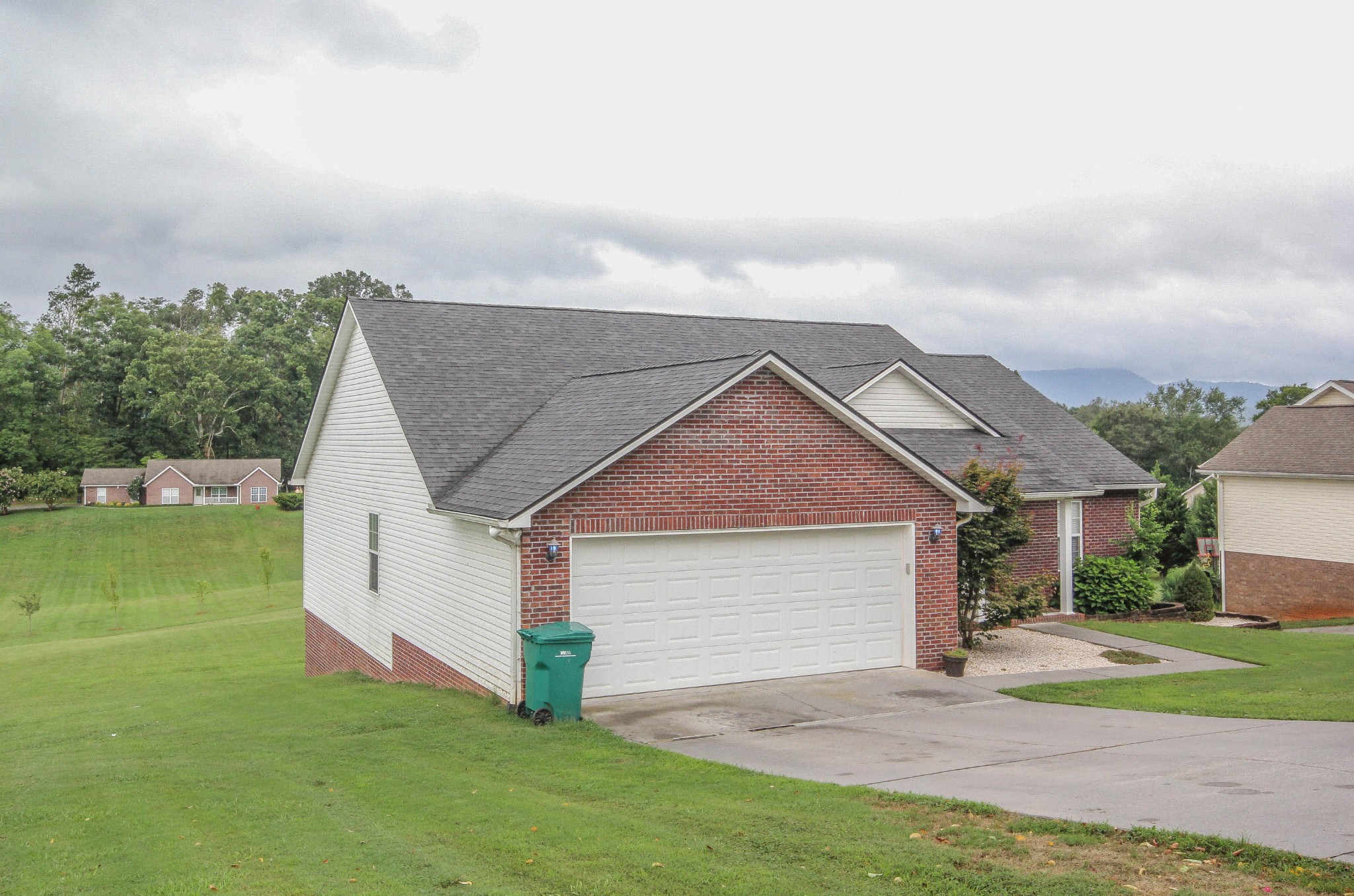 4150 Pea Ridge Road Maryville, TN 37804 - Photo 4 of 38 Gallery Image 4