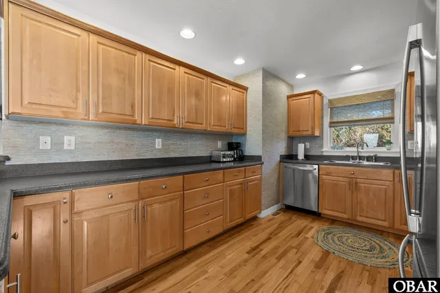 $1,299,000 | 110 Sailfish Court, Duck, NC 27949