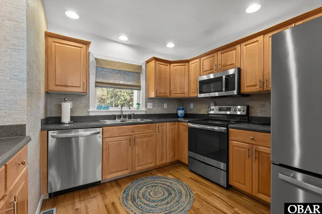 $1,299,000 | 110 Sailfish Court, Duck, NC 27949