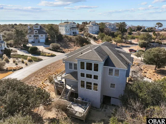 $1,299,000 | 110 Sailfish Court, Duck, NC 27949