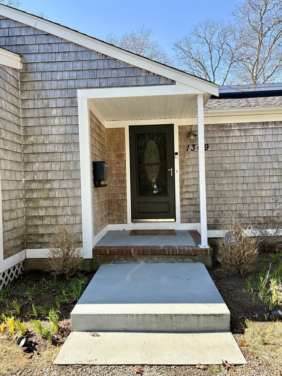 1309 Shootflying Hill Road Barnstable, MA 02632 - Photo 2 of 31