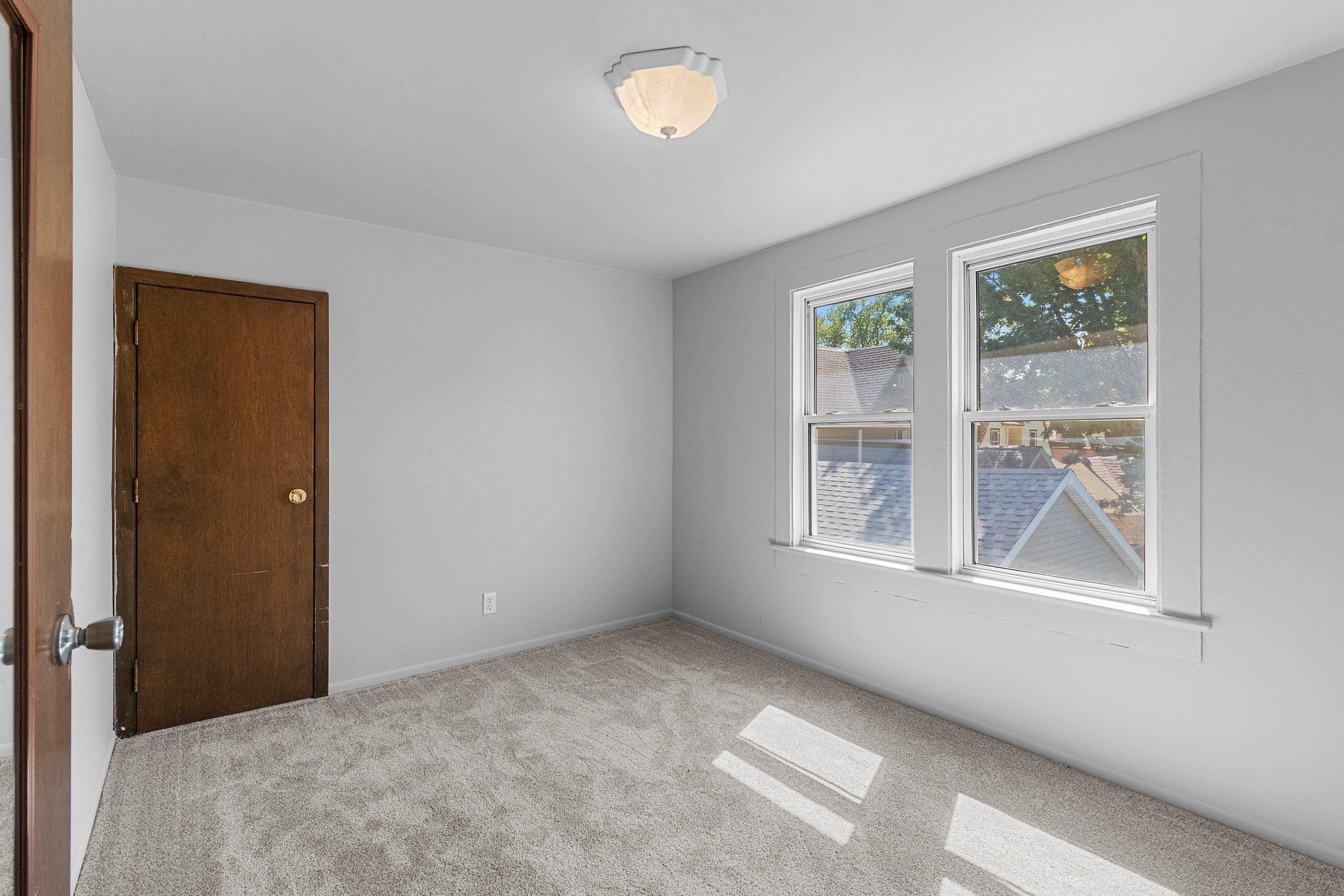 809 North Durkee Street Appleton, WI 54911 - Photo 13 of 31