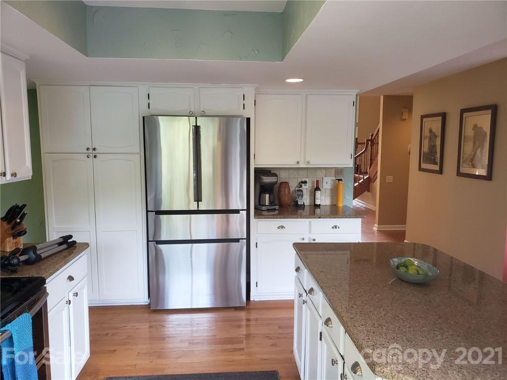 200 Manor Ridge Drive Matthews, NC 28105 - Photo 19 of 25 Gallery Image 19