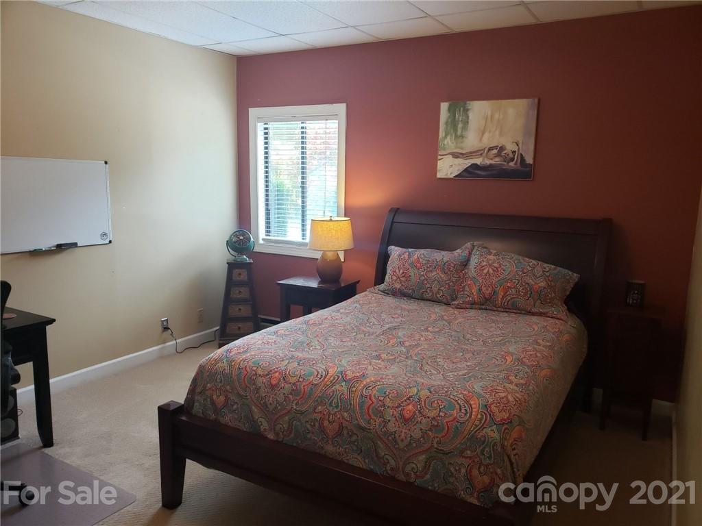 200 Manor Ridge Drive Matthews, NC 28105 - Photo 24 of 25 Gallery Image 24