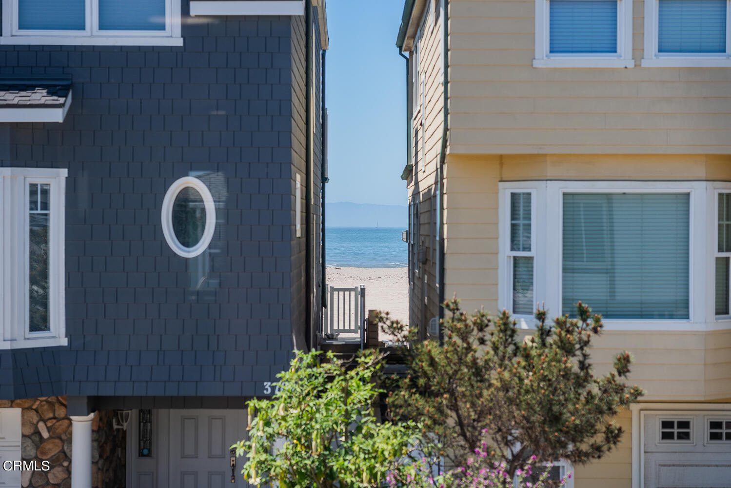 3700 Ocean Drive Oxnard, CA 93035 - Photo 29 of 55 3700 Ocean Dr Oxnard CA 93035-large-031-