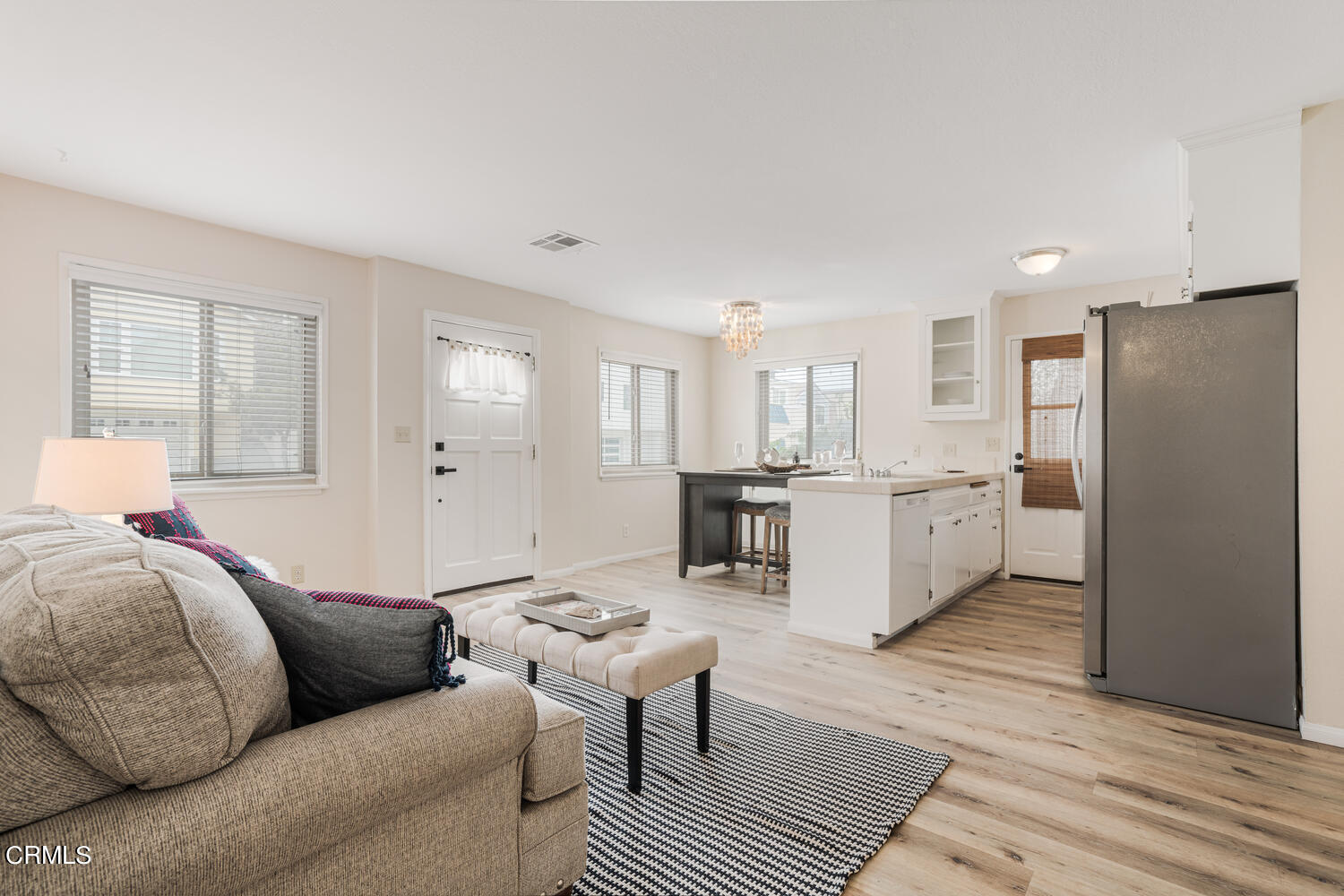 3700 Ocean Drive Oxnard, CA 93035 - Photo 38 of 55 3700 Ocean Dr Oxnard CA 93035-large-040-