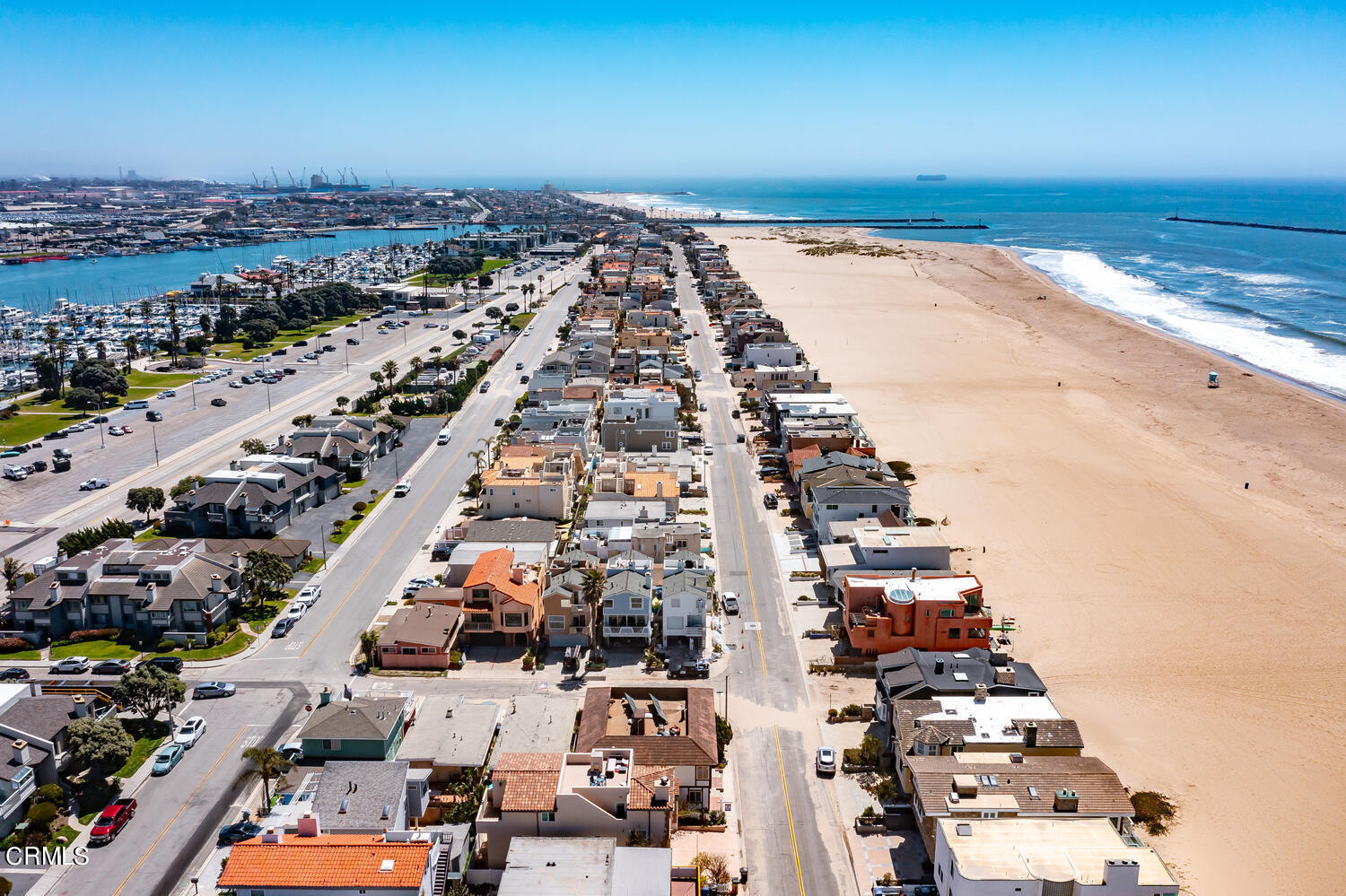 3700 Ocean Drive Oxnard, CA 93035 - Photo 4 of 55 3700 Ocean Dr Oxnard CA 93035-large-005-