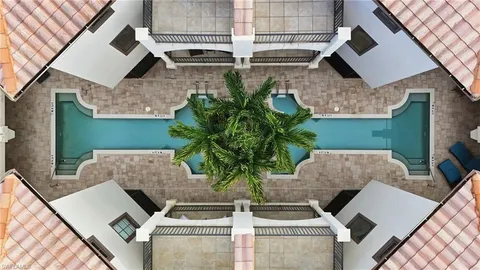 $2,345,000 | 1008 7th Street South, Unit B1, Naples, FL 34102
